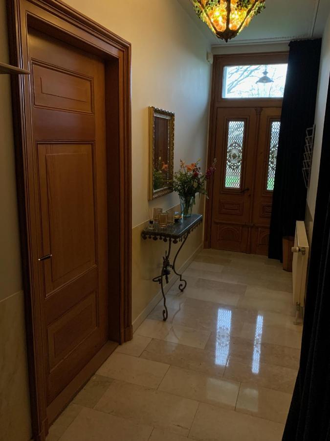 De Pronkkamer Леэварден Экстерьер фото